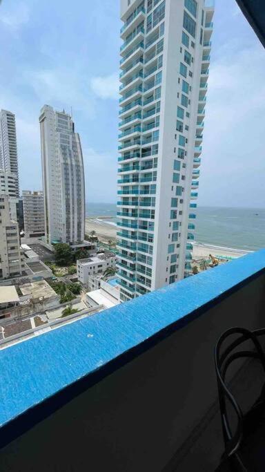 Vacation In Apartment *